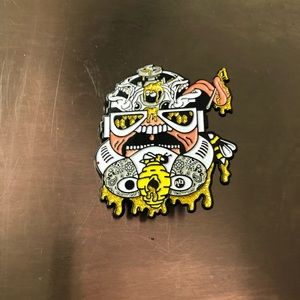 Aaron Brooks hat pin